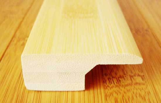 gỗ tre ép nghiêng