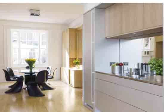 Thi-cong-san-go-gia-re