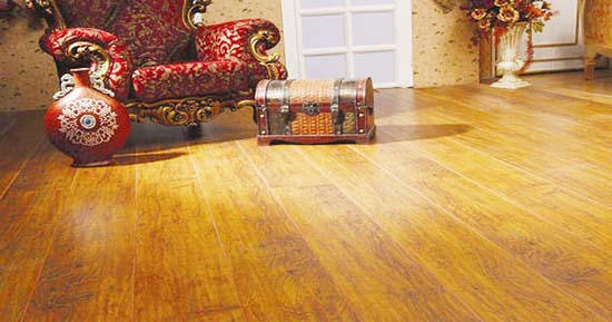 Thi-cong-san-nhua-gia-re