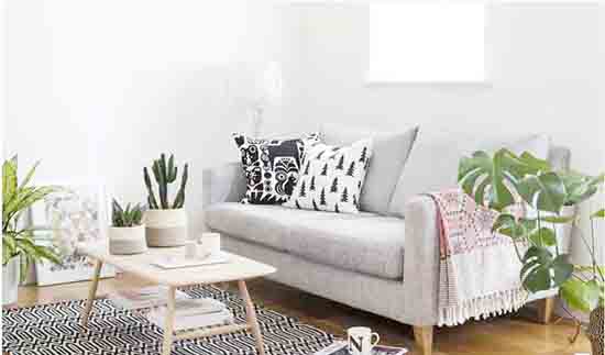 Thi-cong-san-go-cong-nghiep-gia-re-tai-TPHCM