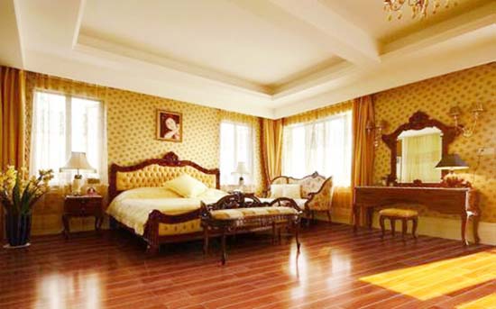 Cong-ty-thi-cong-san-go-hcm