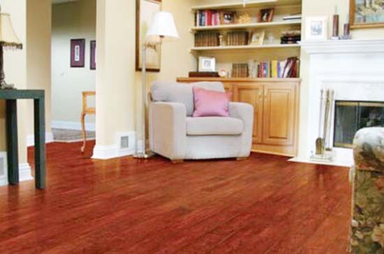 Thi-cong-san-go-gia-re-hcm